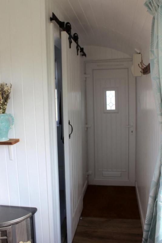 Hillside Camping Pods And Shepherd'S Hut Wick  Exterior foto